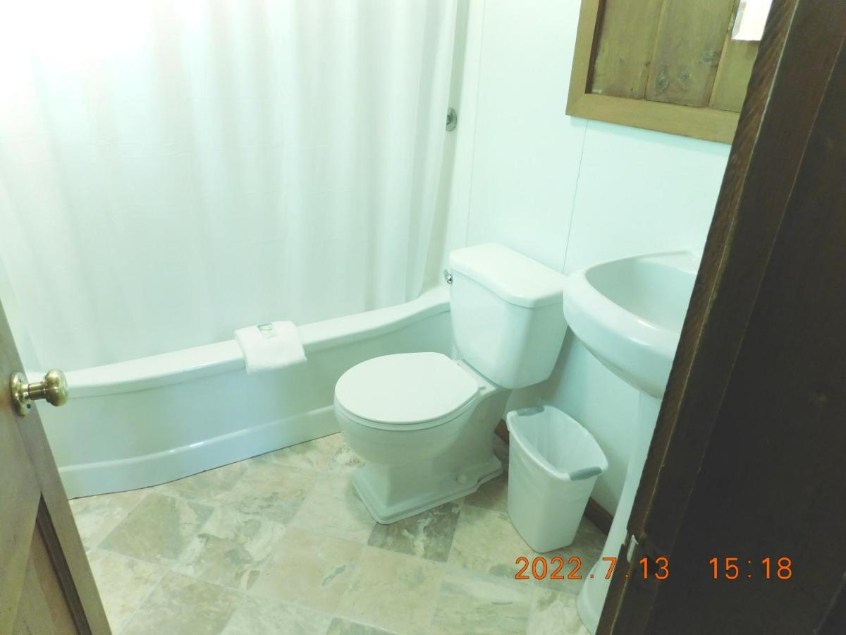 Patio Motor Court Motel Carroll Bagian luar foto